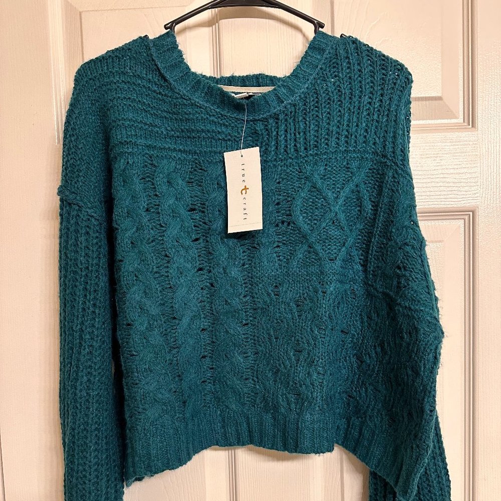 Women's XL True Craft Cable Knit Crop Sweater